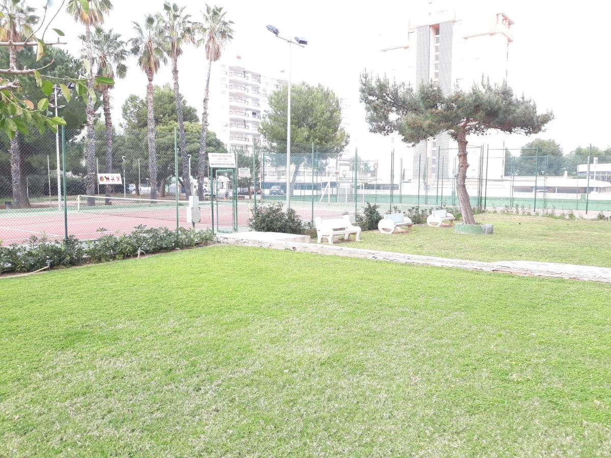Valldigna 7 Playa De Gandia Solo Familias Exterior foto